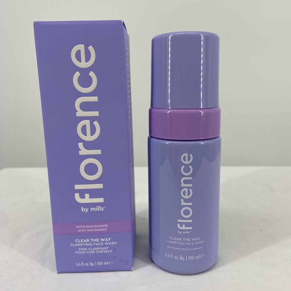 Florence‎ by Mills Clear the Way Clarifying Face Wash NWOT